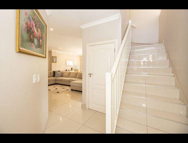 3 BEDROOM DUPLEX FOR SALE IN MOUNT EDGECOMBE